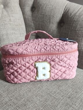 Yoolife Pink Quilted Zippered Travel Case with Handle And  'B' Glittered Patch